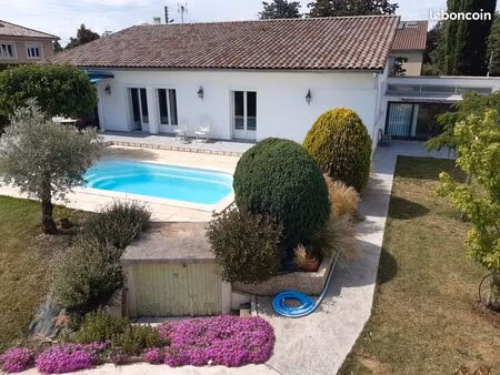 maison plain-pied 156 m²  6 pièces  pas de travaux à prévoir