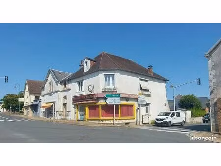 maison? avec local commercial