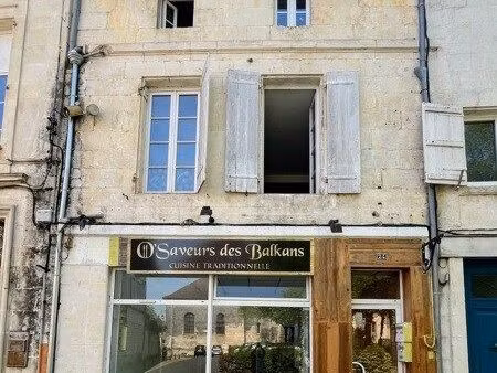 immeuble 170 m² pons