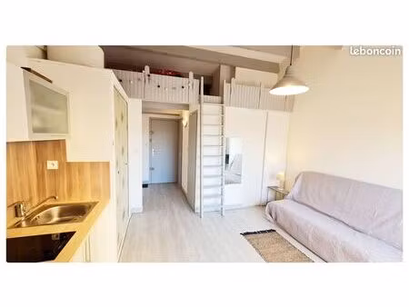 loue appartement de septembre à juin