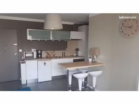 mi mai début juillet meublé t2 traversant carnon plage 200m plage pk privé