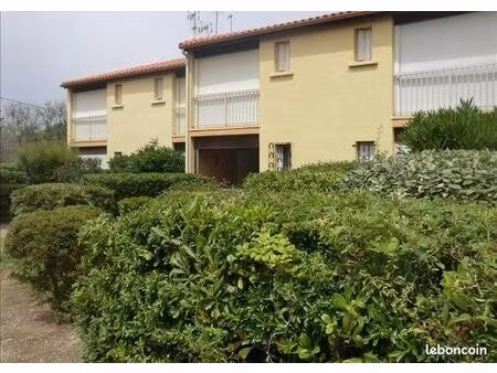 valras plage (34) location studio cabine meublé de 25 m² - parking