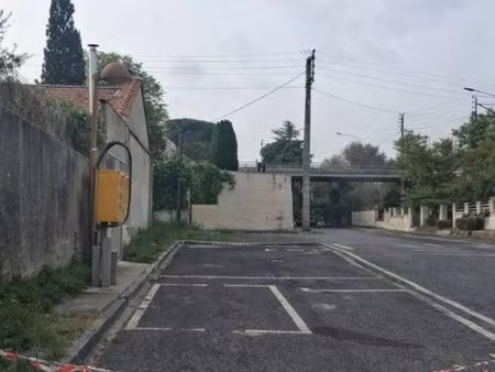 parking sécurisé piur loueurs de voitures