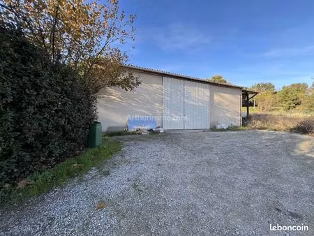 local 135 m² lieuran-cabrières