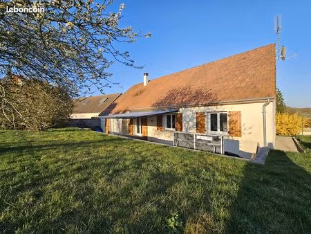 pavillon 6 pièces 103 m²