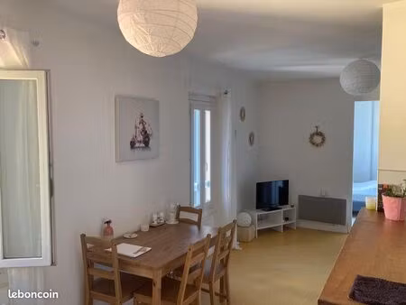 f2 à louer à l’année marseillan ville