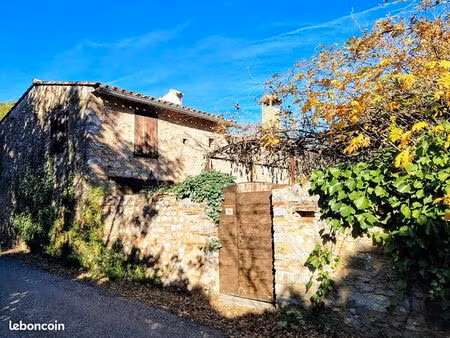 propriété 6 pièces 143 m²