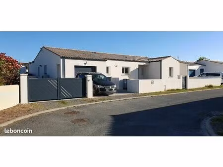 maison 7 pièces de 140m²