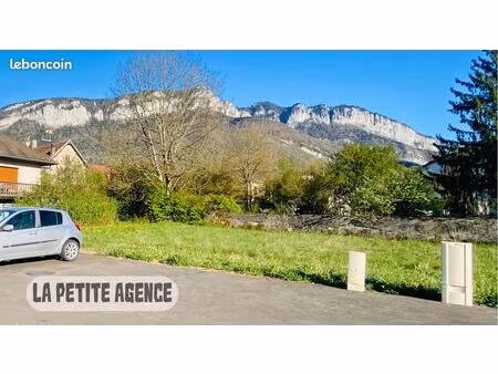 terrain 450 m² saint-laurent-du-pont