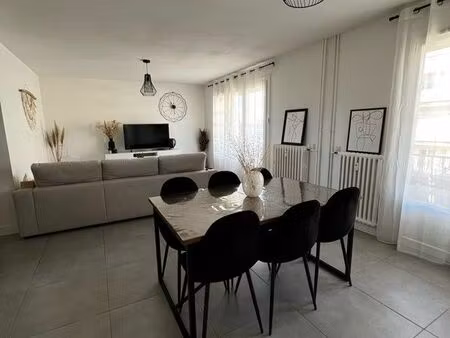 a louer - bel appartement lumineux et moderne à portes les valence