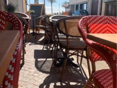 restaurant licence iv – emplacement premium le grau-du-roi