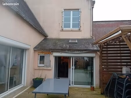maison 5 pièces 150 m²