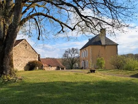 propriété de charme en pierre  sud périgord-noir