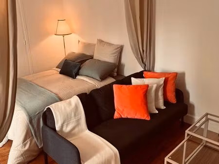 studio 30 m² rénové & meublé – parking – ligne 14 – calme