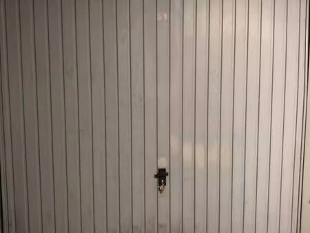 garage/box 12 m² valence