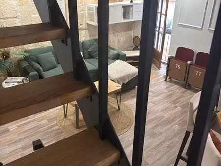 maison de ville moderne et rénovée