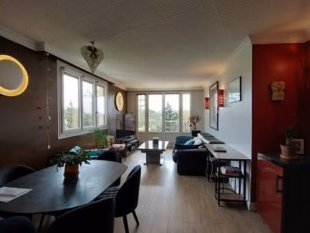 bel appartement 95m2  balcon  2 caves