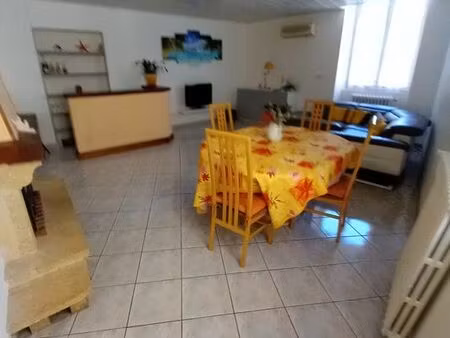 grand appartement +garage +dépendances