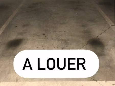 place de parking - rue de paris à boissy