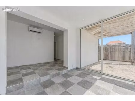 local commercial mimizan plage