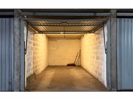 stationnement lyon 7 13 m² t- à vendre  30 000 €