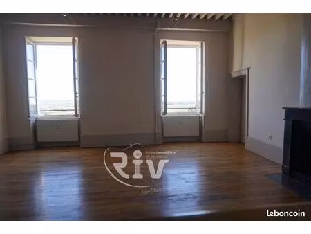 appartement 3 pièces 82 m²