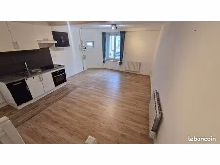 appartement t3 lumineux – sury-le-comtal – 520 (sans charges)