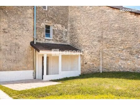 triplex 4 pièces 77 m²