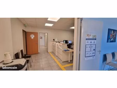 local commercial 164 m² blois