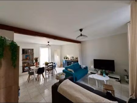 maison de ville jardin public – 87 m² avec cour intérieure