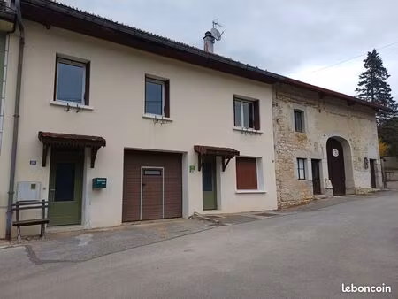 maison mitoyenne + gîte