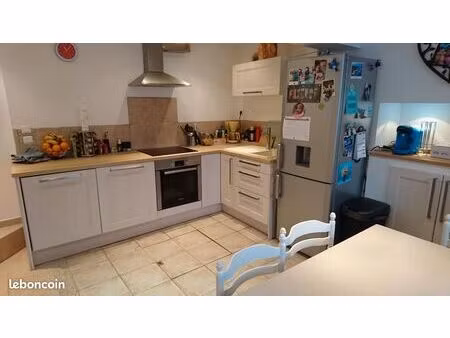 maison de ville en pierres