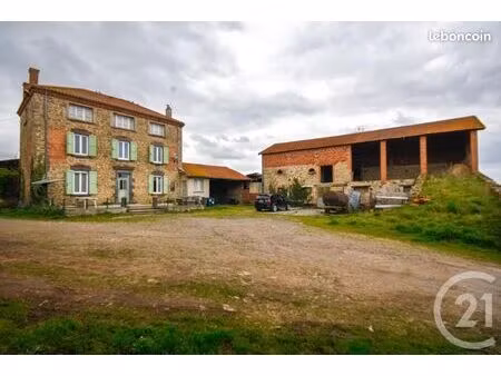 maison 6 pièces 247 m²