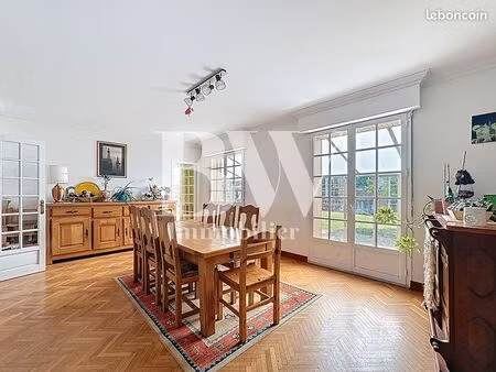 maison 6 pièces 130 m²