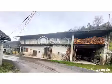 maison 8 pièces 300 m²