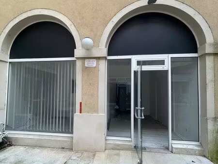 local commercial 37m² centre ville