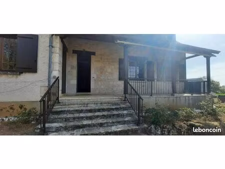 maison quercynoise 206m² + appartement - terrain 2532m² - gramat