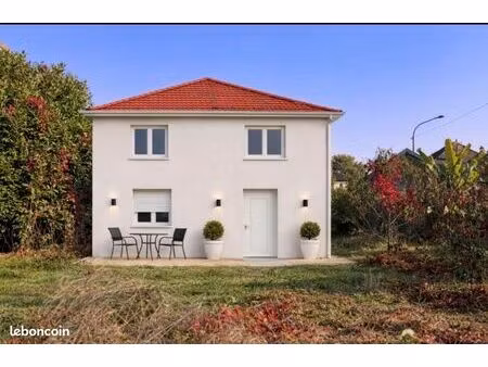 maison 4 pièces 84 m²