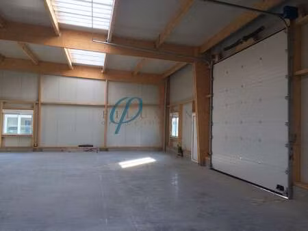 location bureaux et commerces à landemont (49270) : à louer / landemont