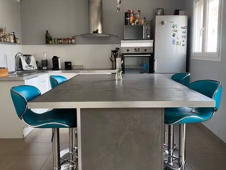 maison 3 chambres lumineuse avec piscine et parking - lunel viel