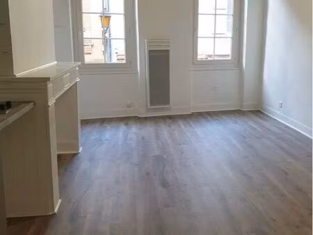 t1 très lumineux muret centre