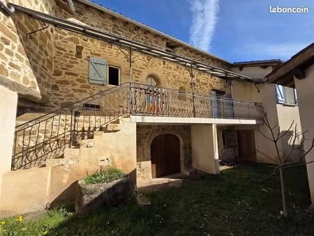 maison de village 3 pièces 88 m²