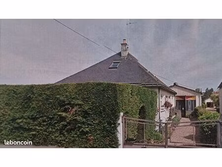 maison familiale 6 pièces et grand entrepôt