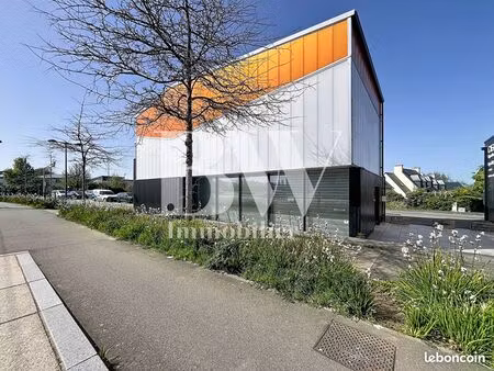 local commercial 142 m² brest