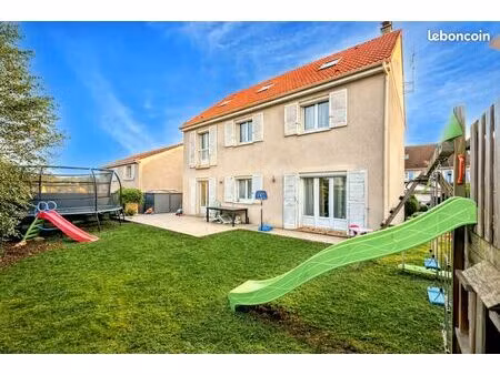 maison 7 pièces 166 m²