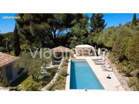 propriété en viager 6 pièces 240 m²