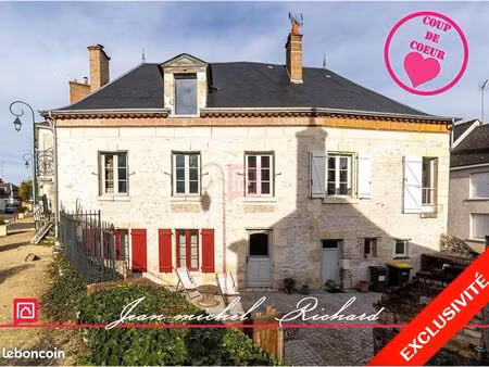 maison 5 pièces 145 m²