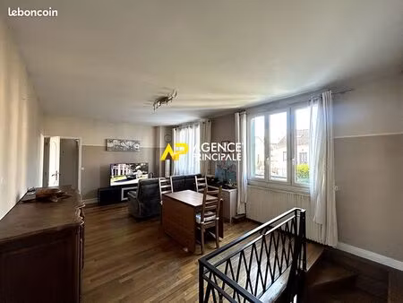 maison 6 pièces 81 m²