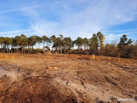 terrain 812 m² castets