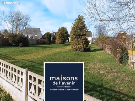 terrain 780 m² tregon